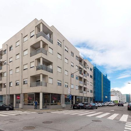 Lovelystay - Charm Beach Apartment By Metro Station Matosinhos  Exterior foto